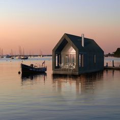 181 best floating homes