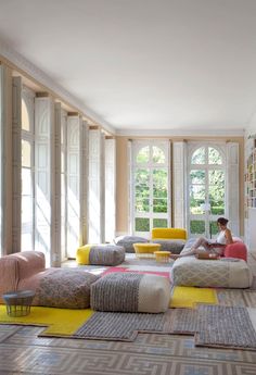 25 Comfortable Living Room Seating Ideas Without Sofa Design Mangas E Design By Patricia Urquiola For Gan A Modular Seating System That Allows Ever Changing Customization To Fit Unique