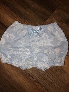 Cute summer bloomer Nautical Diaper Cover for baby girl in Pastel Aqua color with white anchors Fabric Bow ships Free! Size 3-6M