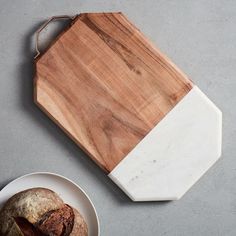 WEST ELM ~ ACACIA WOOD SLAB ~ CUTTING BOARD CHESSE SERVING PLATE ~POTTERY BARN