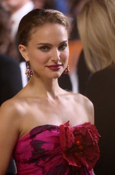 Mila Kunis en Natalie Portman zwarte zwaan sex scene