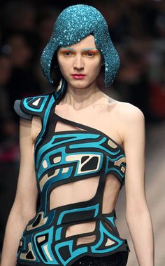 前衛的ファッション のアイデア 22 件 ファッションショー ファッション 奇妙なファッション 前衛的ファッション のアイデア 22 件 ファッションショー ファッション 奇妙なファッション