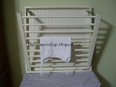 I found a tutorial for the Ballard Design drying rack knock-off. This one is made from a baby crib, but you can easily use wooden dowel rods. Детские Кроватки, Переделанная Мебель, Мебельный Декор, Антикварная Мебель, Корзины Для Белья, Маленькая Прачечная, Дома, Переработка, Советы И Рекомендации
