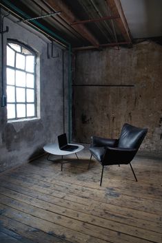 De Gaucho: een eigenwijze, ruimtelijk ogende fauteuil met ... De Gaucho: een eigenwijze, ruimtelijk ogende fauteuil met ...