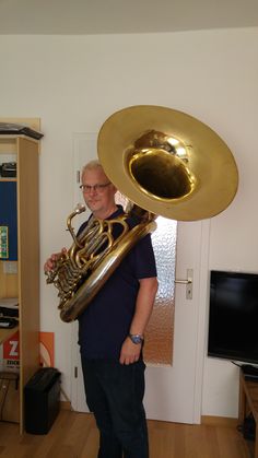 Die 15 besten Bilder zu Kaiserbass | Markneukirchen, Tuba Die 15 besten Bilder zu Kaiserbass | Markneukirchen, Tuba