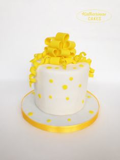 gelbes kuchendesign logos, 60 besten motivtorten | fondanttorten | 3d torten | ombré, Design ideen