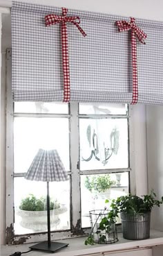 Simple Kitchen Window Treatments 14 diy kitchen window treatments | window toppers, gingham fabric Simple Kitchen Window Treatments 14 diy kitchen window treatments | window toppers, gingham fabric