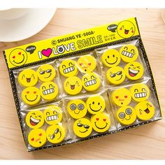 CUTE COLLECTABLE IWAKO JAPANESE KOREAN NOVELTY 4x BANANA WITH FACES SKIN ERASERS