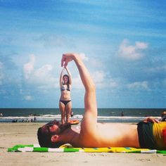 171 Best Photo Images On Pinterest Photography Ideas Shots Fun On The Beach What A Idea For Silly Picture Try