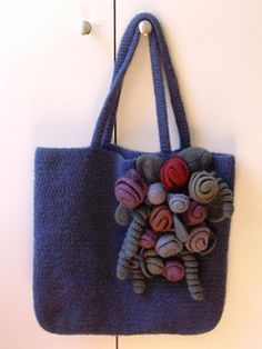 Felted Crochet Rose Garden Tote Free Pattern Purse Felted Crochet Rose Garden Tote Free Pattern Purse Handbag Love Pinterest Felting And