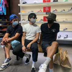 daniel padilla vans t shirt