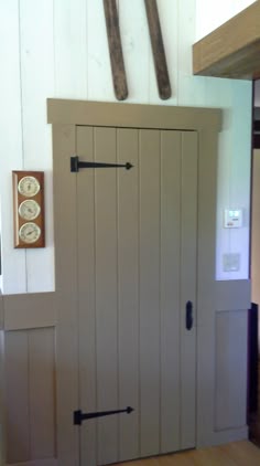 89 Best Your Olde Century Projects Images In 2018 Thanks For Old Century Paint Colors Kim Ny Gave Her Door Wainscot A Quick Pick Me Up With Our Olde Ivory Perfect Summer Project Because It S
