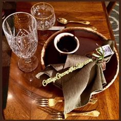Elegant Rustic Woodland Tablescape DIY Centerpiece Elegant Rustic Woodland Tablescape DIY Centerpiece