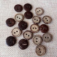 40 off 25mm x 20mm Wooden Butterfly Buttons 2 Holes Natural Effect