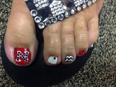 Nebraska Huskers Nail Design Designs Pinterest Nebraska Nails Huskers Chevron Toenail Art Pedi Polish Red And Black