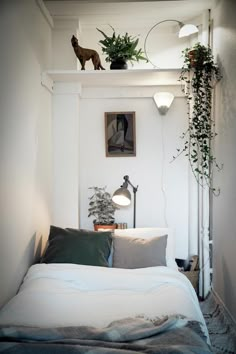 cozy home Apartment Bedroom Design, Tiny Apartments, Small Bedroom