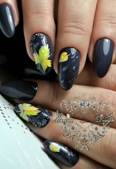 30 Cute Autumn Nail Designs Youll Want To Try