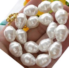 White south sea shell pearl necklace 18/" Natural Fashion 12mm AAA