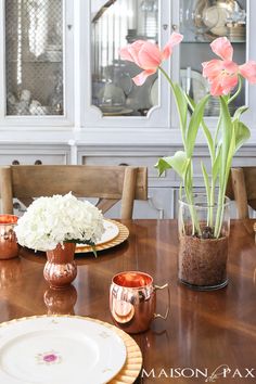 141 Best Tablescapes Valentine S Day Images On Pinterest In 2018 Valentines Day Table Decorating