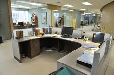 suits office meghan markle fashion on the suits set luke evans season 2 office spaces work spaces the 14 best suits office interiors images on pinterest suits office meghan markle fashion on the suits set luke evans season 2 office spaces work spaces the 14 best suits office interiors images on pinterest
