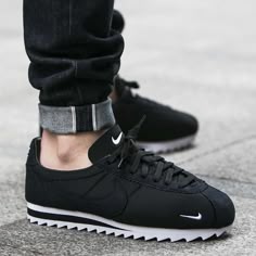 9 meilleures idées sur Nike chaussures de sport | nike chaussures ... 9 meilleures idées sur Nike chaussures de sport | nike chaussures ...