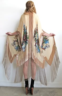 Kimono with fringe