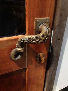 come in | Door handles, Lizards and Doors come in | Door handles, Lizards and Doors