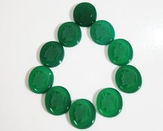 Cameo Bracelet Cameo Pendant and Macrame Jewelry 15mm Round Green Agate Engraved Roman warrior Soldier Green 10 Gems for Cameo Ring