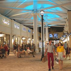 Palm beach fashion outlet mall 35 Palm beach fashion outlet mall 59