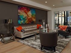 wohnzimmer in taupe und grau mit gelben akzenten mit arbeitsplatz wohnzimmer in taupe und grau mit gelben akzenten mit arbeitsplatz