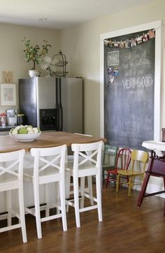 How To Build A Huge Chalkboard For Cheap Every Home Could Use One Adorable Kitchen Blackboard Design Decoration How To Build A Huge Chalkboard For Cheap Every Home Could Use One Beauteous Kitchen Blackboard Inspiration Design