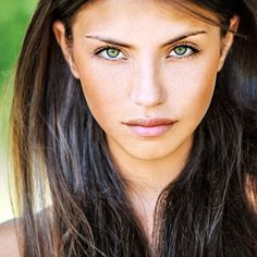with eye Brunette greens with eye Brunette greens