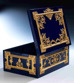 Vintage Black Jewellery Box Travel Domed Case Casket with Carrying Handle Inside Mirror