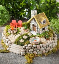 127 Best Fairy Gardens Images Gardening Houses Even The Least Crafty Of Us Can Put Together A Fairy Garden Miniature Gardens