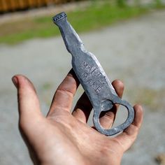 DAIRY COW BEER DRINK BOTTLE CAP OPENER CHROME KEYRING