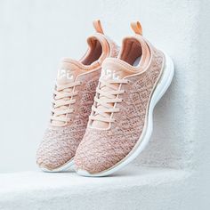 Design Handbags #sneakerlove #nike #sneakers #trainers Design Handbags #sneakerlove #nike #sneakers #trainers