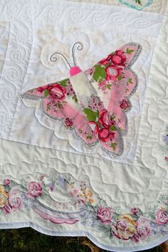 Butterfly Quilt Appliques Set of 12 Press and Sew Style 2 Item 29