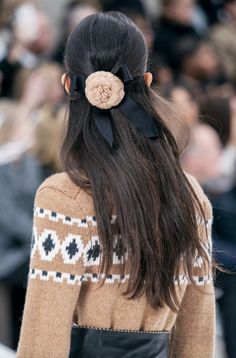 Glänzende Haarklammer Haarspange Schwarz Weiß Braun Haarschmuck Haare Frisur NEU
