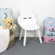 Pia R (PiaKaffemoster) på Pinterest Roommate lazy long dog lang sjov pude lys grå Køb på