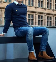 Men's Casual Outfits, Hoodies Men Style Fashion, Men Fashion Casual, Mens Business Casual Jeans, Mens Jeans Outfit, Mens Denim Shirt Outfit