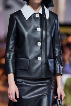 Prada Prêt-À-Porter Printemps-Été 2020 - Détails | Vogue Paris