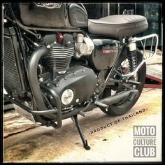 crashbar triumph t120,newt100 price 4,200 baht (black)    "      4,500 baht (chromium) . -product of thailand- #mcc #motocultureclub Triumph T120, Price, Chromium