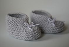 Bleu Chaussons petite bo/îte souvenir White Cotton Cards Gorgeous Baby Memories