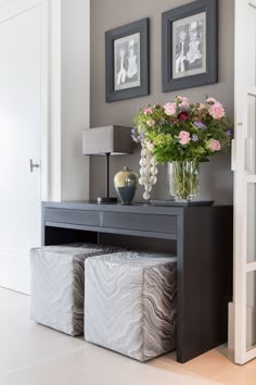Living room decorating ideas: modern console tables to have | Modern ... Living room decorating ideas: modern console tables to have | Modern ...