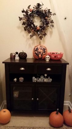 chicago bears painted pumpkin halloween decorations