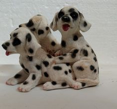 Vivid Arts Pet Pals Dalmation Pup Dog Ornement Collectable Scaled Poison Cute