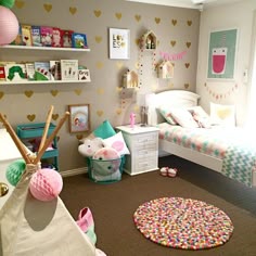 little girl's room decorated in pink, white & gold | easy ideas to little girl's room decorated in pink, white & gold | easy ideas to