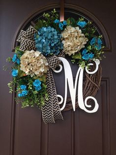 Gold Wedding Wreath,Monogram Wreath Wedding Gift J Newlywed Door Wreath Bridal Shower Wreath Housewarming Gift Black and Gold Wreath