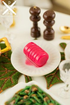 Dollhouse Miniature Set of 12 Fresh Green Beans