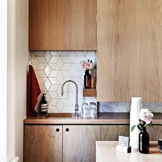Be Design Diffe Subway Tile Alternatives For Kitchens Help Me Find A Kitchen Tile Similar To This Style